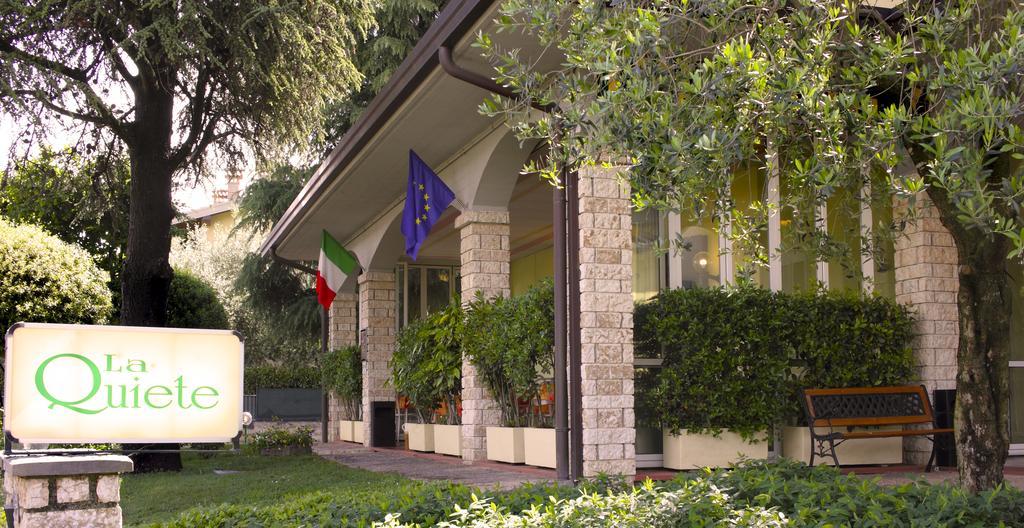 Albergo La Quiete ديسينسانو ديل غاردا المظهر الخارجي الصورة